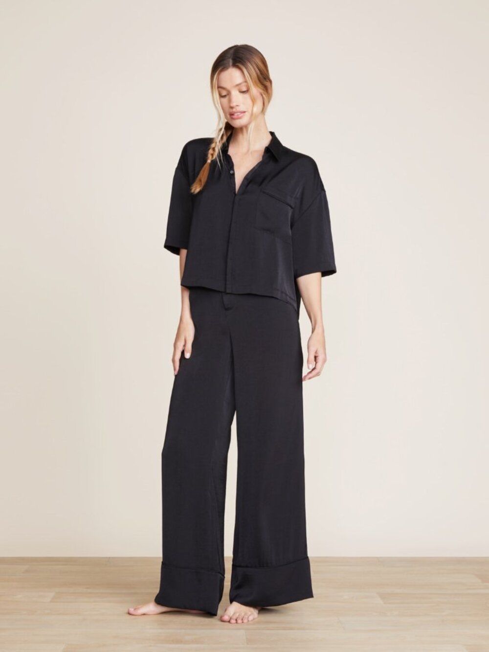 BAREFOOT DREAMS Washed Satin Cropped Dream Shirt Women’s XS Black Satin NWT